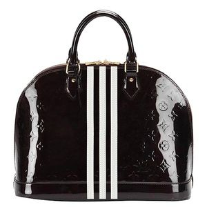 Louis Vuitton Vernis | Patent Alma MM bag overhaul. Pomme d’amore to black